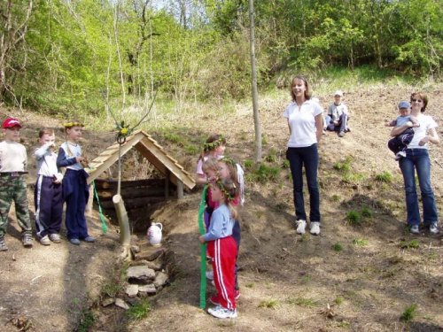 Otvírání studánky - 30.4.2005